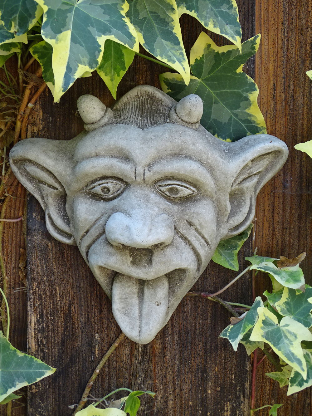 Gargoyle Gesicht Aus Steinguss Als Wandschmuck Steinfiguren Bronzefiguren Gusseisendeko Und Gartenfiguren