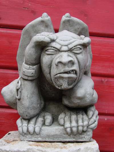 Gargoyle aus Steinguss